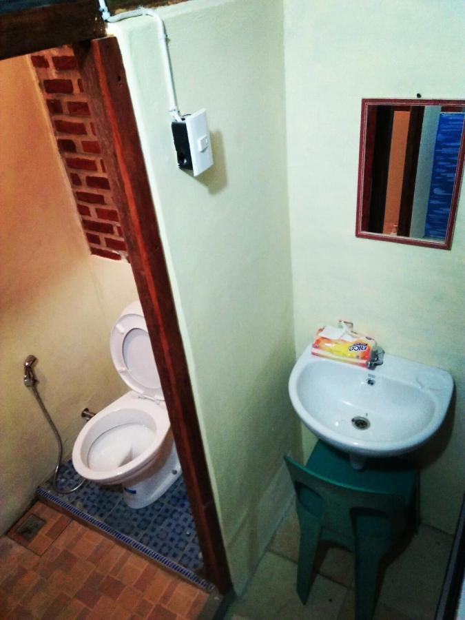 Salty Dog Hostel Telukdalem Exterior foto